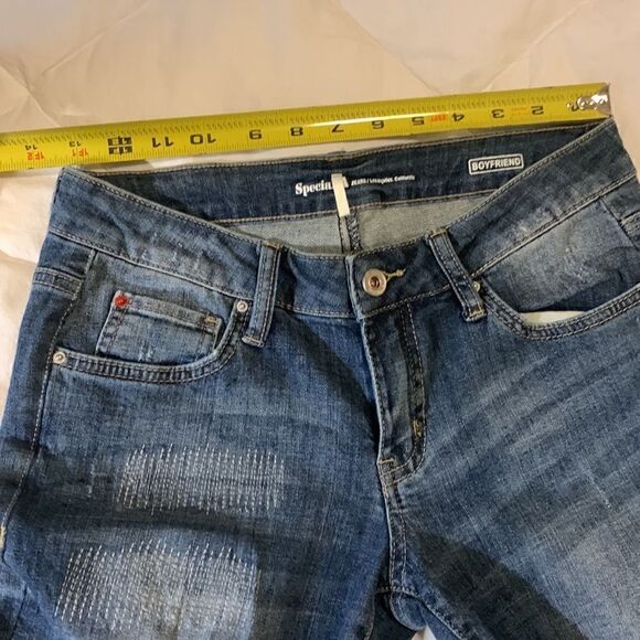 SPECIAL A, Boyfriend Capri, near new condition, very cute detail, cotton/spandex - Picture 15 of 16